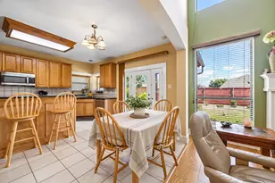 608 Saddlehorn Dr, McKinney, TX 75071 - Photo 10