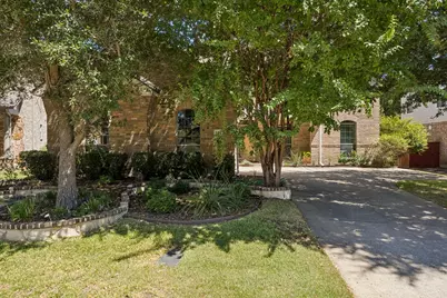 608 Saddlehorn Drive, McKinney, TX 75071 - Photo 2