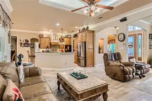197 Park Pl Cir, Cresson, TX 76035 - Photo 6
