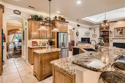197 Park Place Circle, Cresson, TX 76035 - Photo 10