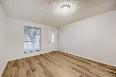 3332 Chalmette Court, Forest Hill, TX 76140 - Photo 10