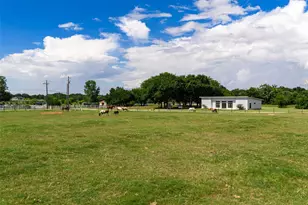 9050 County Rd 519, Alvarado, TX 76009 - Photo 26
