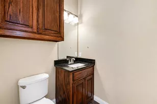 910 English St, Irving, TX 75061 - Photo 10