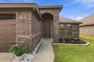 4153 Mountain Meadow Rd, Fort Worth, TX 76036 - Photo 4