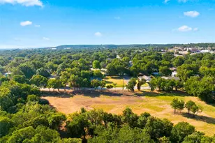 1405 Park St, Clifton, TX 76634 - Photo 1