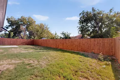 403 S Medora Street, Terrell, TX 75160 - Photo 38