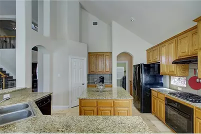 6917 Shady View Court, Sachse, TX 75048 - Photo 4