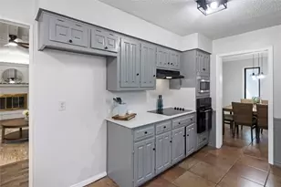 631 E Cherry St, Duncanville, TX 75116 - Photo 4