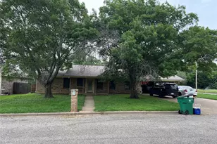 501 Spring Meadow St, Stephenville, TX 76401 - Photo 1