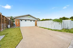 5044 Stanley Dr, The Colony, TX 75056 - Photo 22