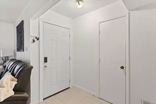 1117 Southridge Dr, Lancaster, TX 75146 - Photo 6