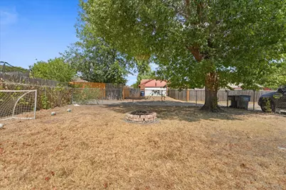 1117 Southridge Drive, Lancaster, TX 75146 - Photo 26