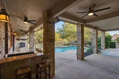 303 Highland Court, Double Oak, TX 75077 - Photo 32