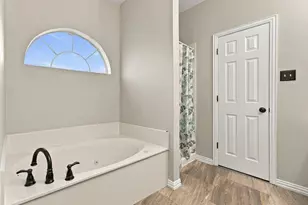 803 N State St, Decatur, TX 76234 - Photo 14