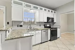 803 N State St, Decatur, TX 76234 - Photo 6