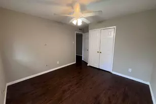 1610 Kingston Dr, Grand Prairie, TX 75051 - Photo 32