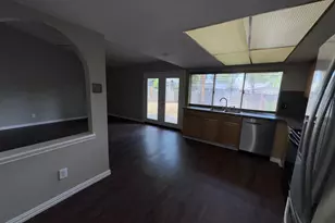 1610 Kingston Dr, Grand Prairie, TX 75051 - Photo 14