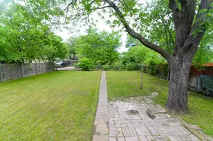 10433 Fern Dr, Dallas, TX 75228 - Photo 12