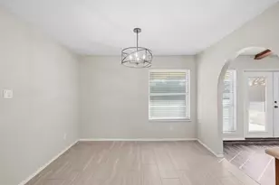 2001 San Jacinto Dr, Arlington, TX 76012 - Photo 16