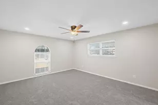 2001 San Jacinto Dr, Arlington, TX 76012 - Photo 12
