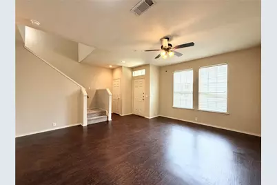 2224 Stonepark Place, McKinney, TX 75071 - Photo 4