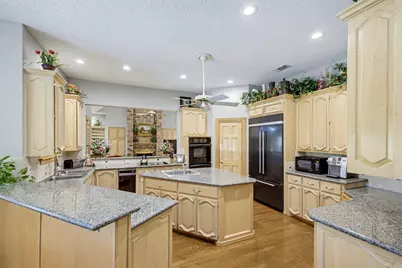 6200 Forest Highlands Drive, Fort Worth, TX 76132 - Photo 12