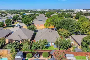 1506 Park Grove Dr, Irving, TX 75060 - Photo 38