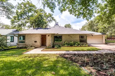519 Northlake Drive, Dallas, TX 75218 - Photo 2