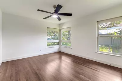 519 Northlake Drive, Dallas, TX 75218 - Photo 18