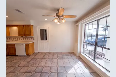 203 Frost Creek Avenue, Groesbeck, TX 76642 - Photo 8