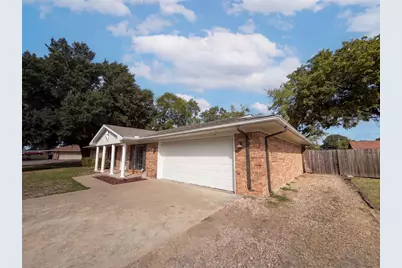 203 Frost Creek Avenue, Groesbeck, TX 76642 - Photo 20