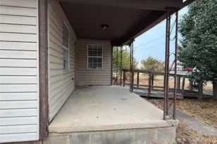 413 S Green St, Eastland, TX 76448 - Photo 2