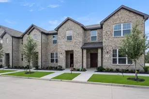261 Territory Trl, Fort Worth, TX 76120 - Photo 2