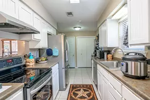 5325 Mission Cir, De Cordova, TX 76049 - Photo 16