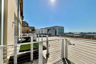 1122 Jackson St, Dallas, TX 75202 - Photo 12