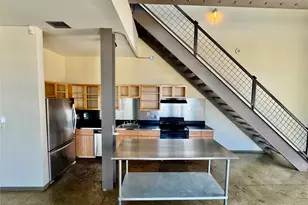 1122 Jackson St, Dallas, TX 75202 - Photo 10