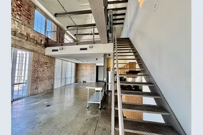 1122 Jackson Street #1104, Dallas, TX 75202 - Photo 2