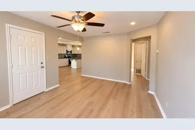 1313 Silver Falls, Longview, TX 75604 - Photo 4