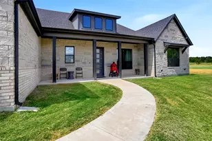 1015 Louise Ln, Weatherford, TX 76087 - Photo 4