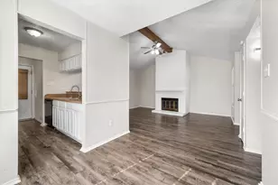 708 Woodland Ct, Kennedale, TX 76060 - Photo 14