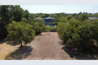 4802 Cowan, Dallas, TX 75209 - Photo 2
