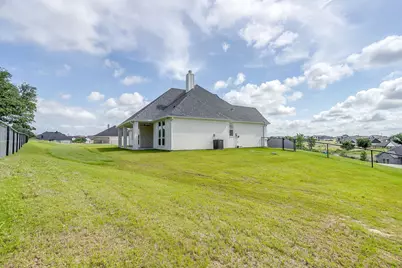 1038 Deer Island Court, Azle, TX 76020 - Photo 32