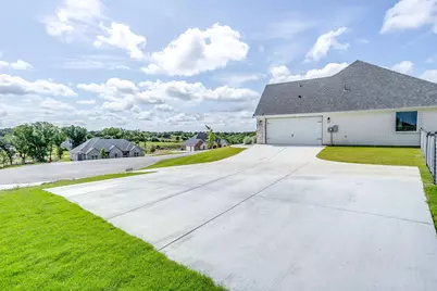 1038 Deer Island Court, Azle, TX 76020 - Photo 34