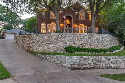 3145 Joyce Court, Grapevine, TX 76051 - Photo 2