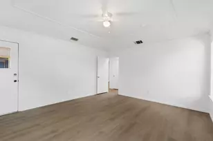 109 Waits Cir, Garland, TX 75043 - Photo 14