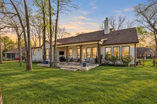 207 Colonial Dr, Mabank, TX 75156 - Photo 1