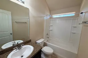 1137 Colchester Ct, Fort Worth, TX 76134 - Photo 18