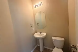 1137 Colchester Ct, Fort Worth, TX 76134 - Photo 12