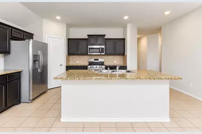 2208 Sadlers Creek Lane, Fort Worth, TX 76108 - Photo 6