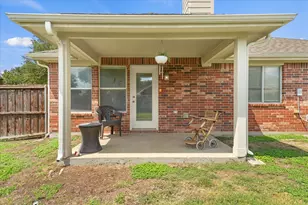 3271 Yeltes, Grand Prairie, TX 75054 - Photo 30